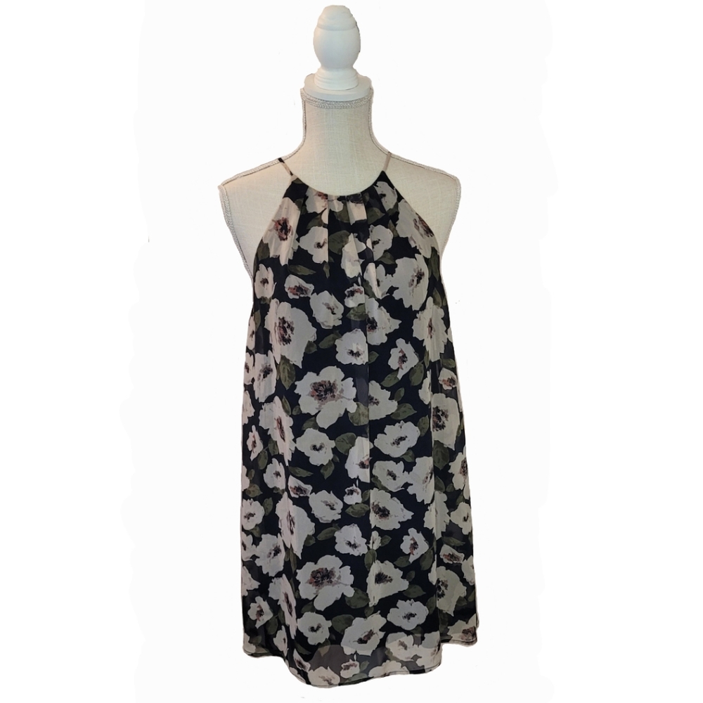 Lush Pleated Neck Floral Tent Dress Size S